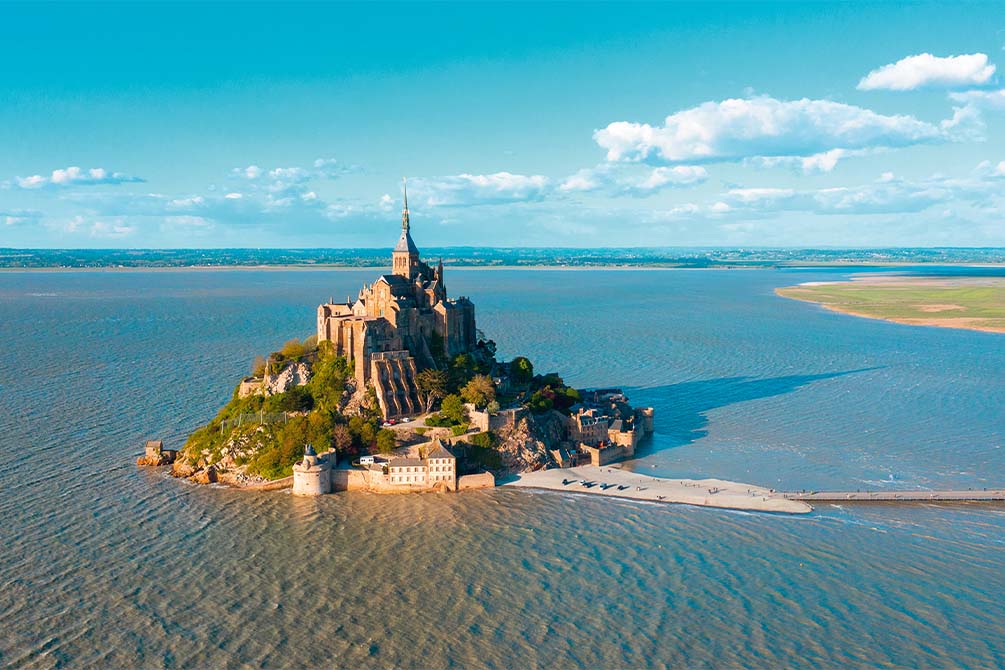 location vacances hauteville sur mer azureva mont st michel